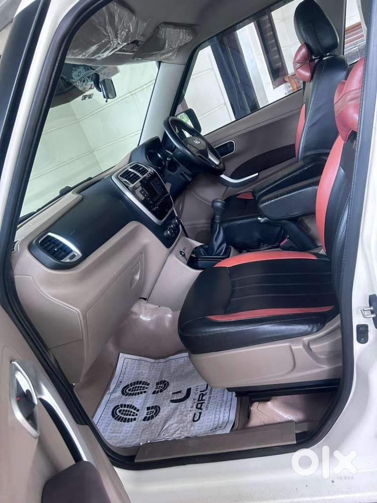 Mahindra Tuv 300 2015