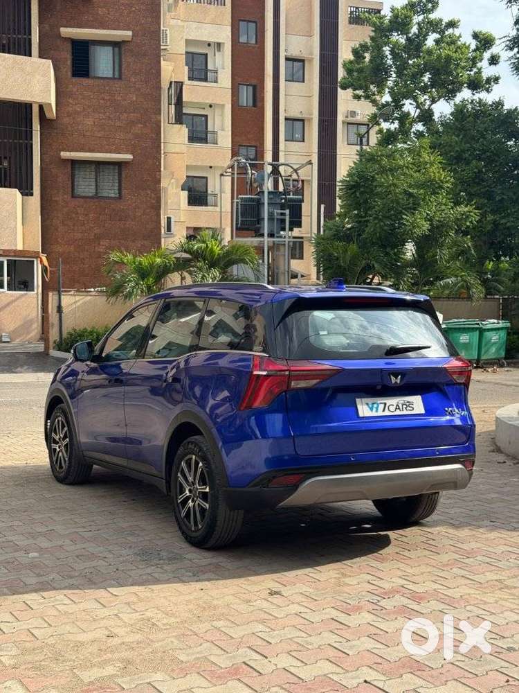 Mahindra Xuv700 Ax7l 6 Str At, 2022, Diesel