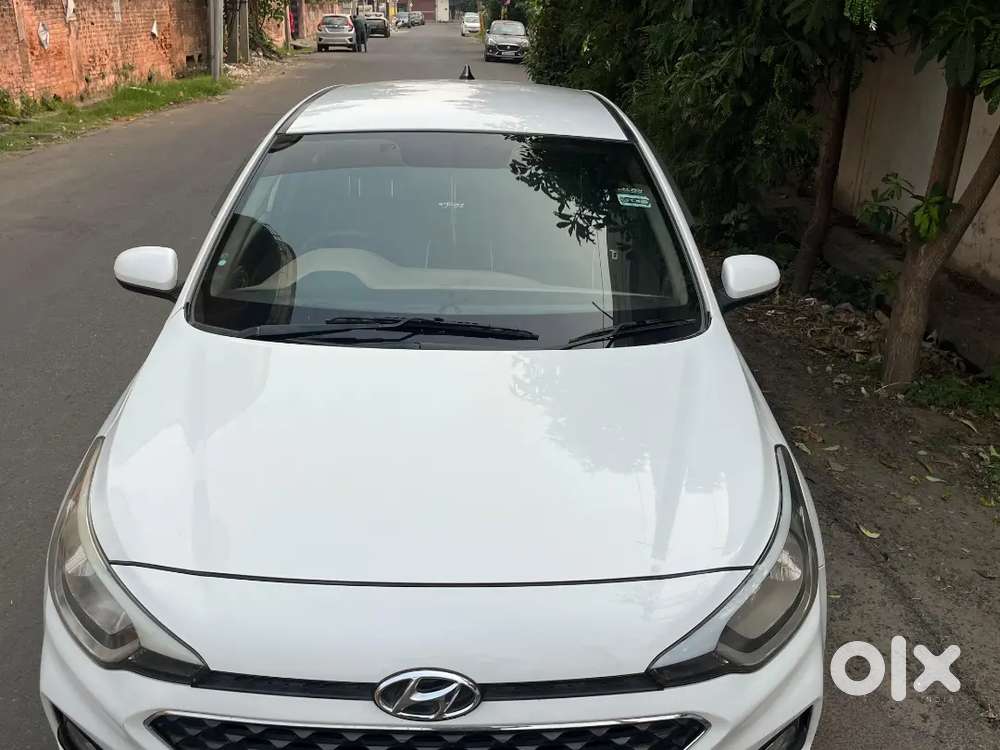 Hyundai I20 Elite 2020 Diesel Well Maintained