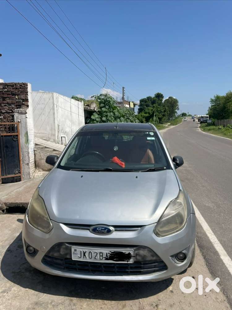 Ford Figo Petrol Manual 2013