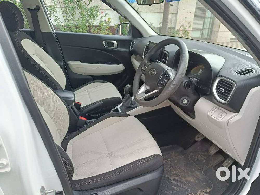 Hyundai Venue S Mt 1.2 Kappa, 2023, Petrol
