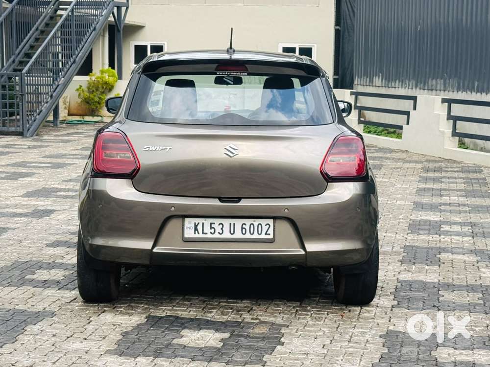 Maruti Suzuki Swift 1.2 Vxi (o), 2023, Petrol