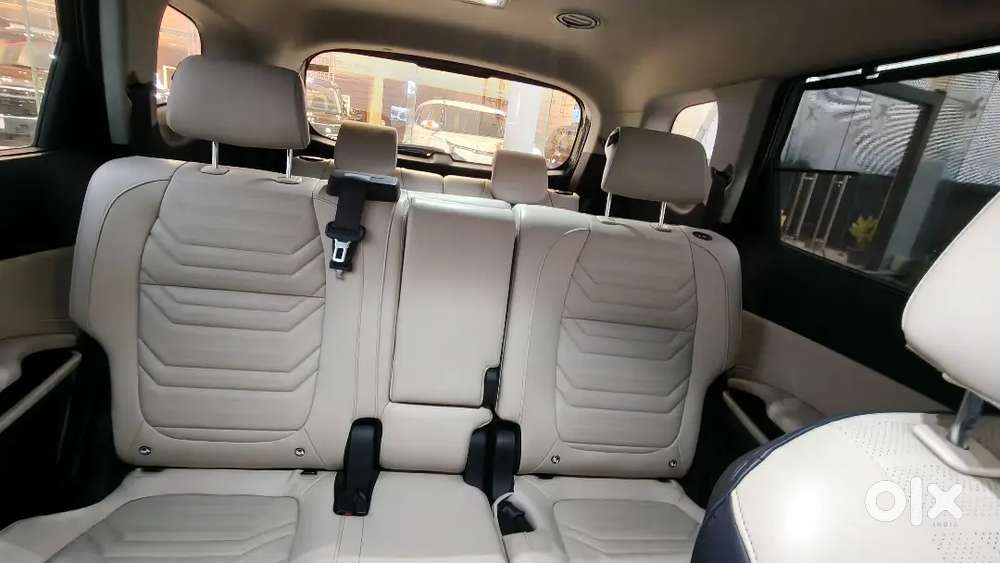 Kia Carens Luxury 1.5 Diesel 6mt Demo Vehicle