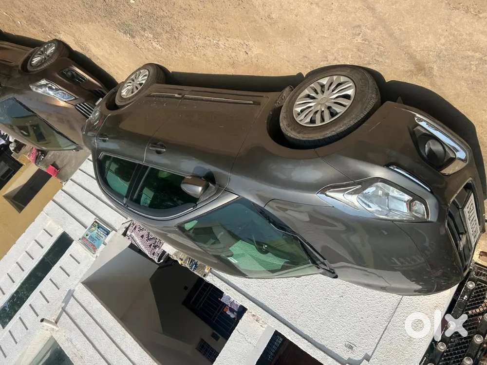 Maruti Suzuki Dzire 2020 Less Driven Brand New Tyre