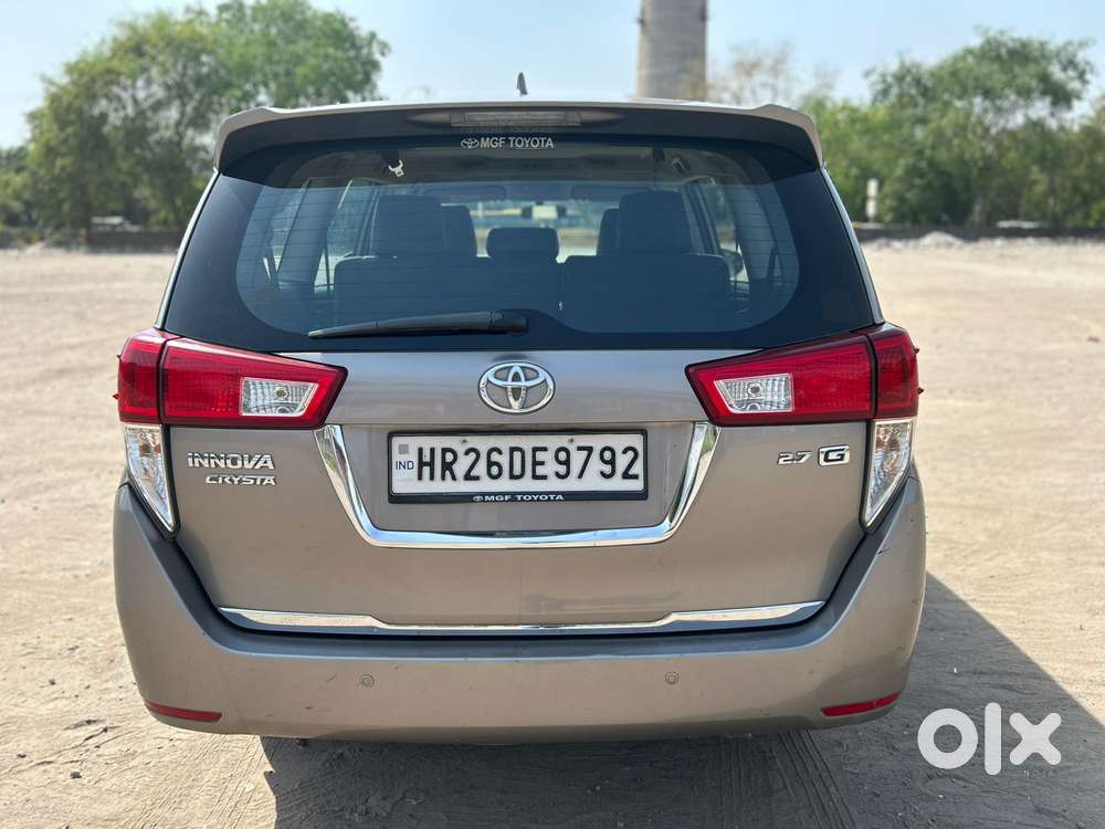 Toyota Innova Crysta 2.4 Gx Mt 8s, 2017, Petrol