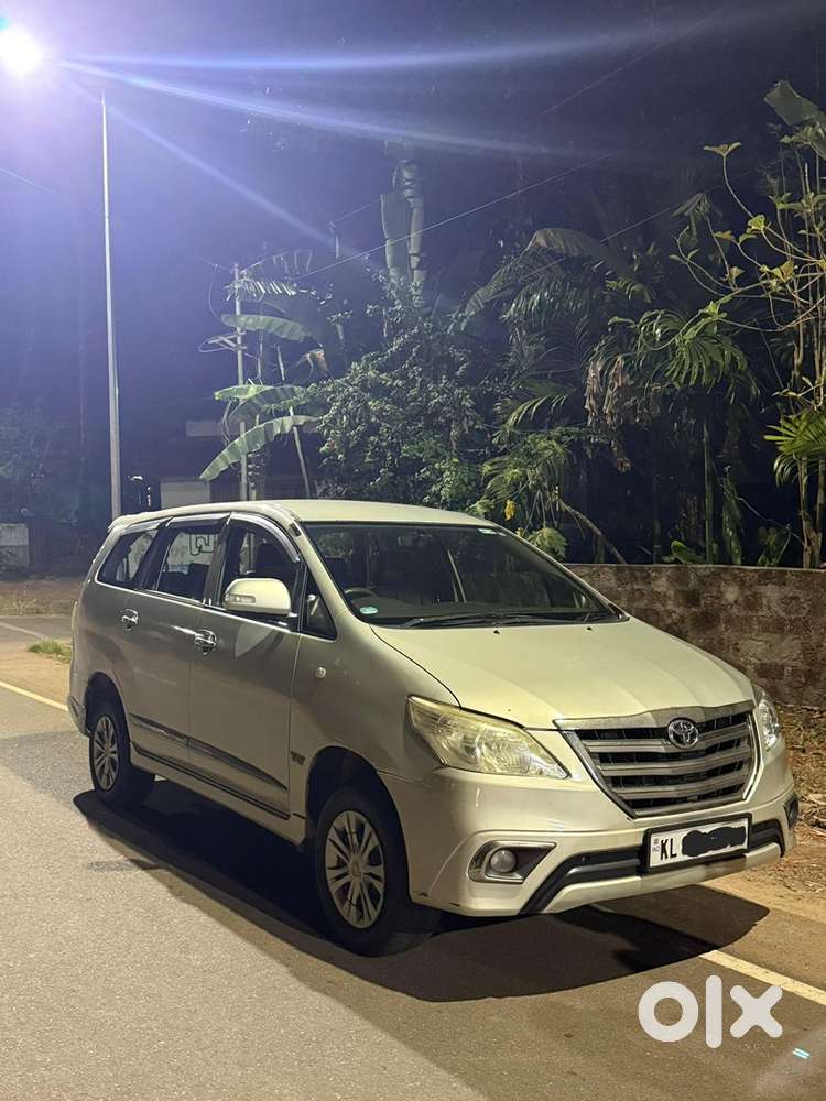 Toyota Innova 2013 Diesel Well Maintained