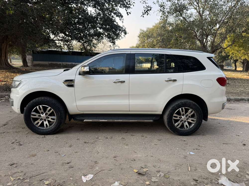 Ford Endeavour 3.2 Titanium At 4x4, 2016, Diesel