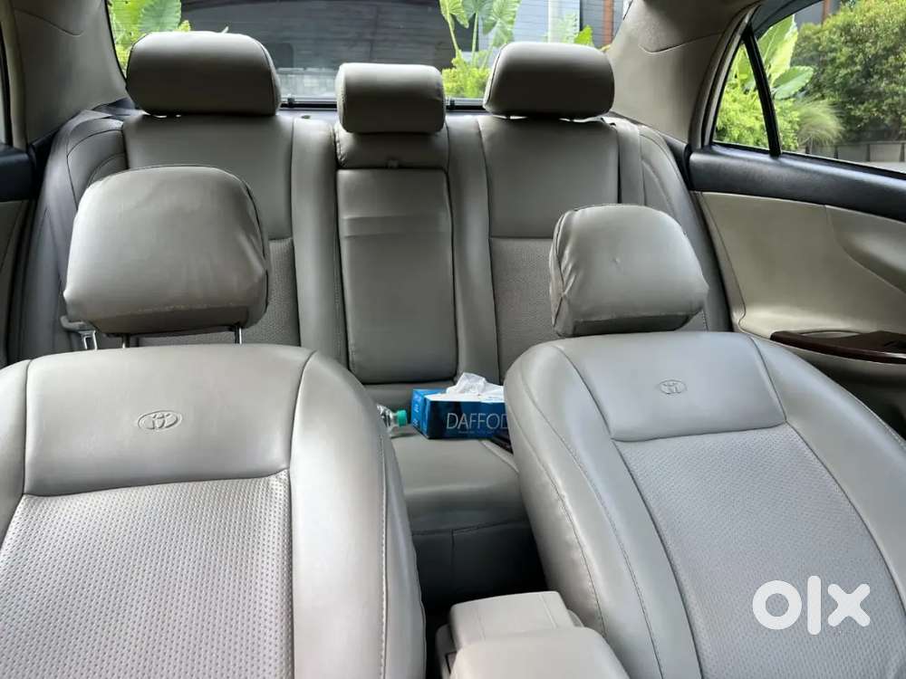 Toyota Corolla Altis 2011 Cng & Hybrids 100000 Km Driven
