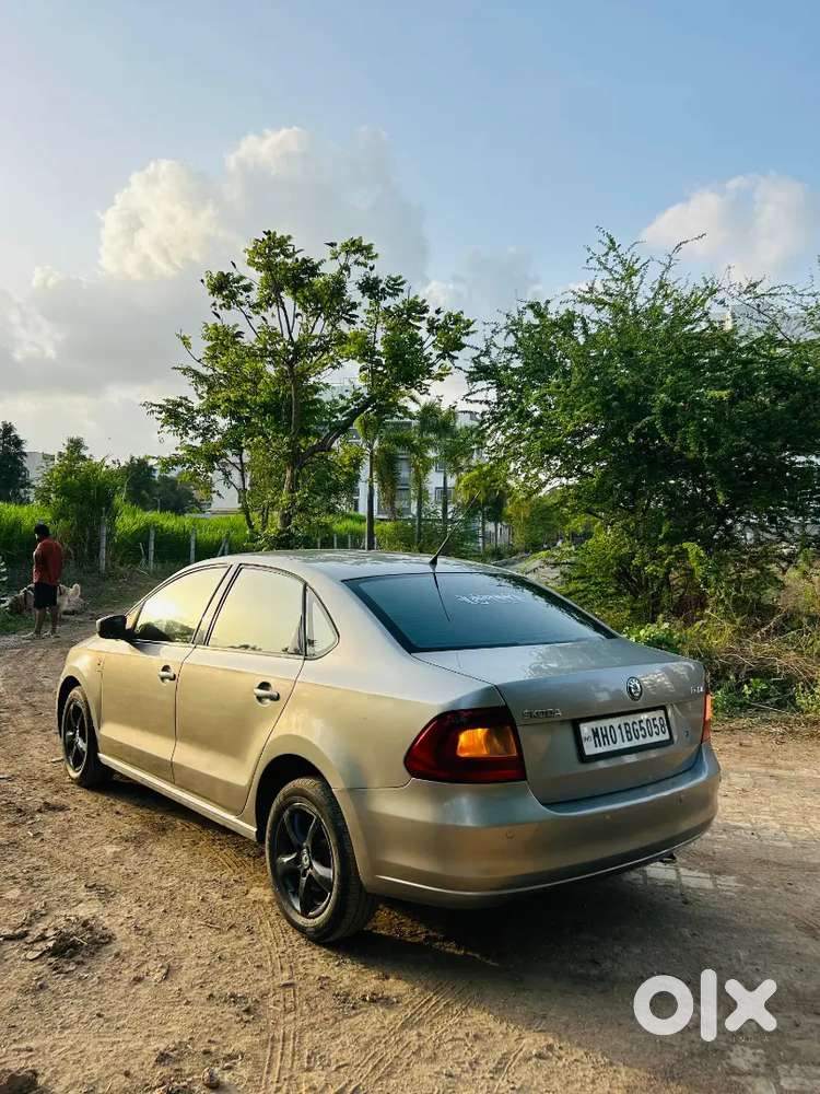 Skoda Rapid Elegance 2013 Diesel First Owner