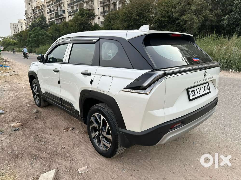 Maruti Suzuki Victoris Lxi Cng 2025