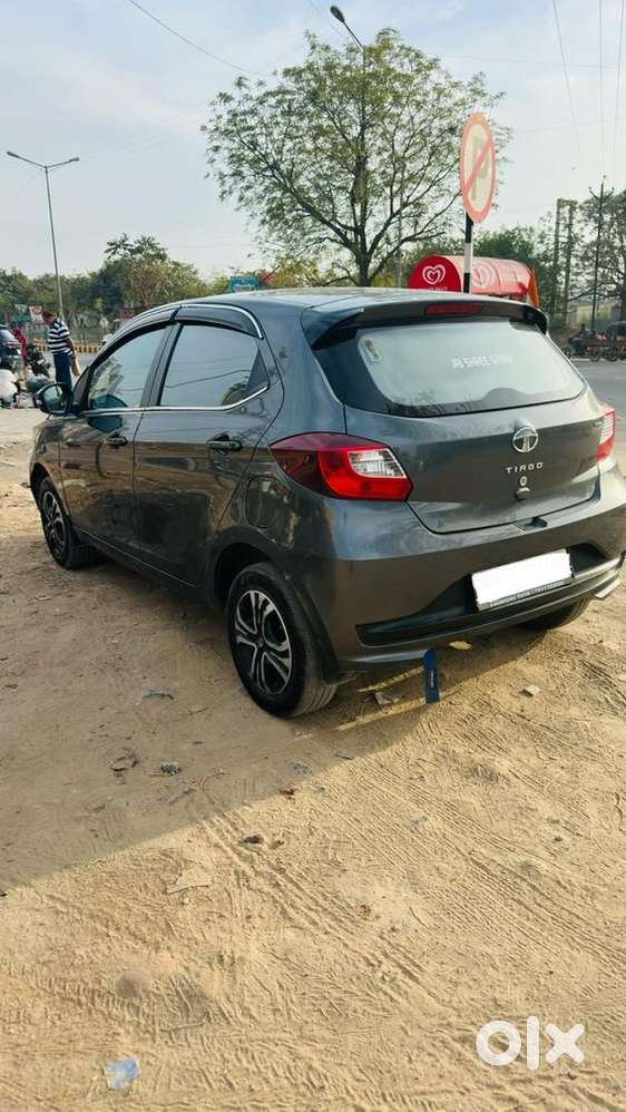 Tata Tiago 2023 Cng & Hybrids 750000 Km Driven