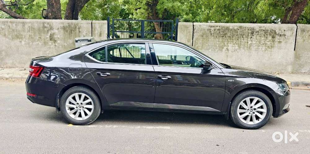 Skoda Superb 2.0 Tsi At L&k, 2016, Petrol
