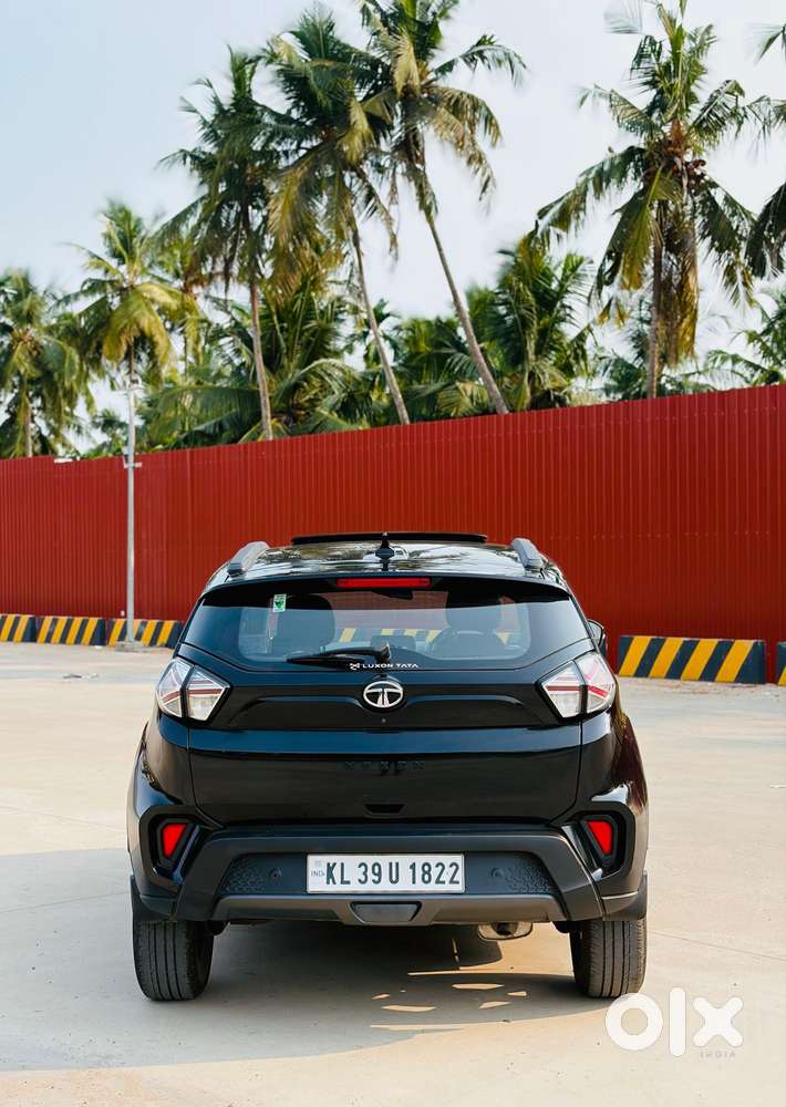 Tata Nexon 1.2 Revotron Xz Plus (o) Dark Edition, 2023, Petrol
