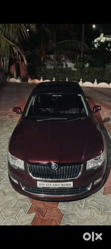 Skoda Superb Petrol 2010