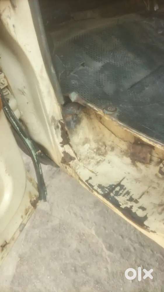 Ashok Leyland Bada Dost 2015