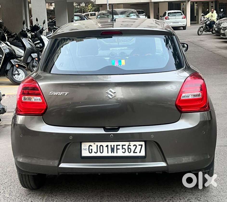 Maruti Suzuki Swift Vxi + Manual, 2022, Petrol