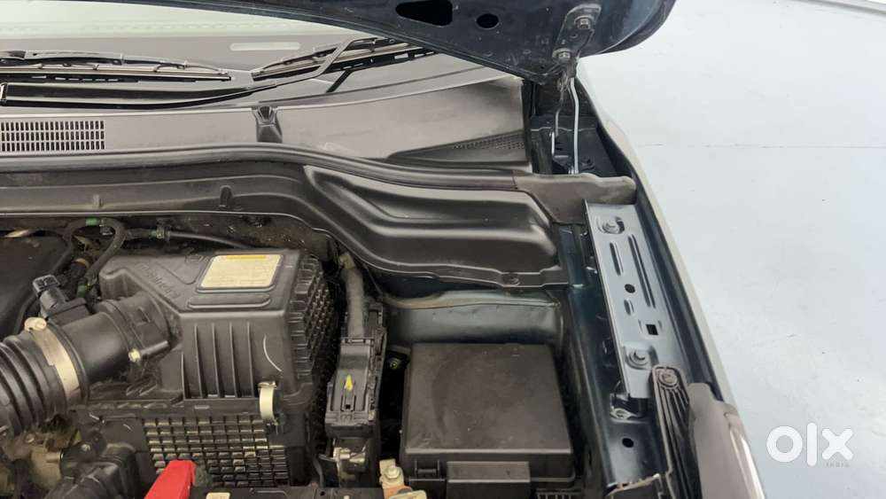 Mahindra Xuv300 W8 Diesel, 2023, Diesel