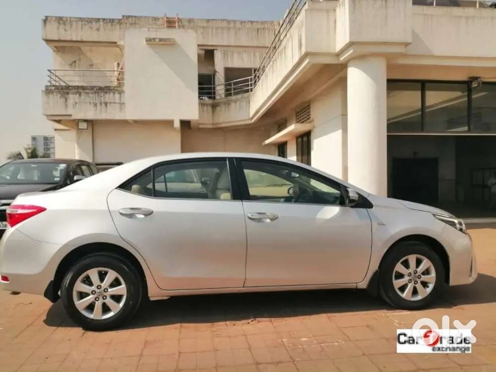 Toyota Corolla Altis 2015