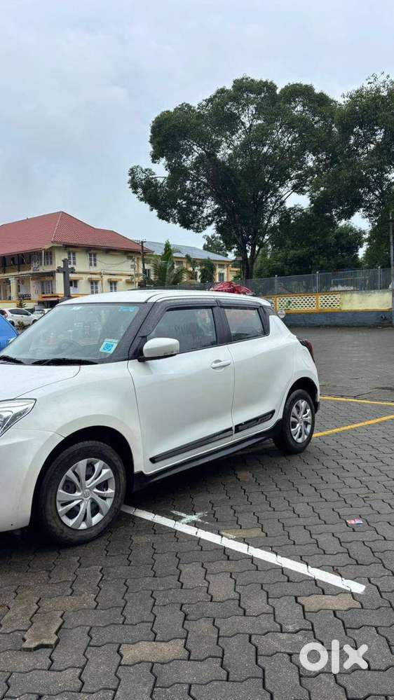 2022 Maruti Suzuki Swift Ags  Low Km  Excellent Condition