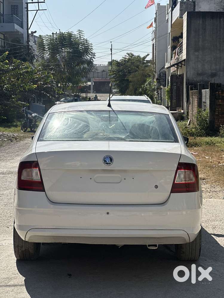 Skoda Rapid 1.6 Mpi Ambition, 2018, Petrol