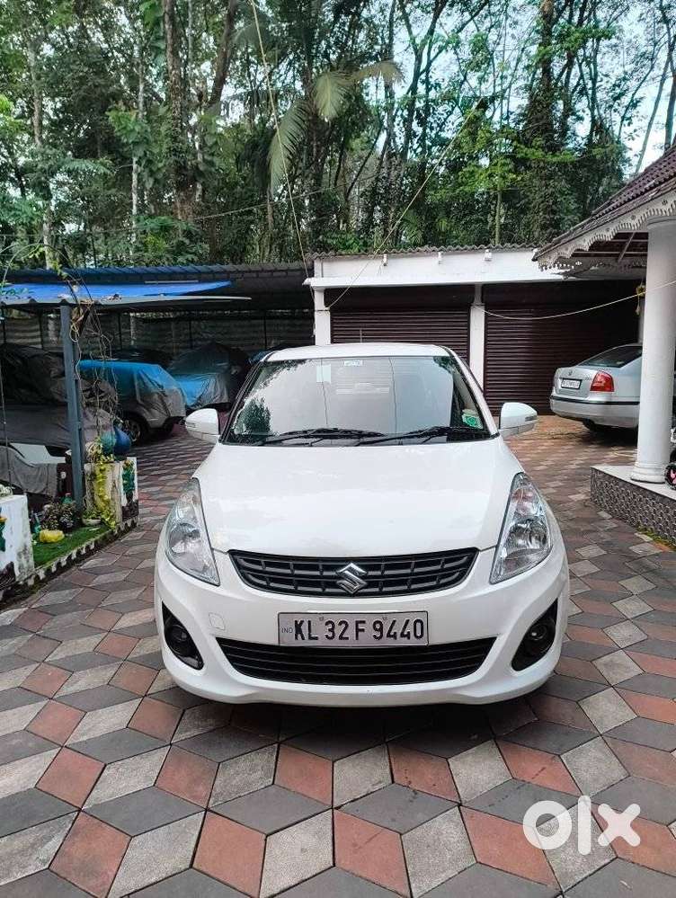 Maruti Suzuki Dzire 1.2 Vxi Amt, 2014, Petrol