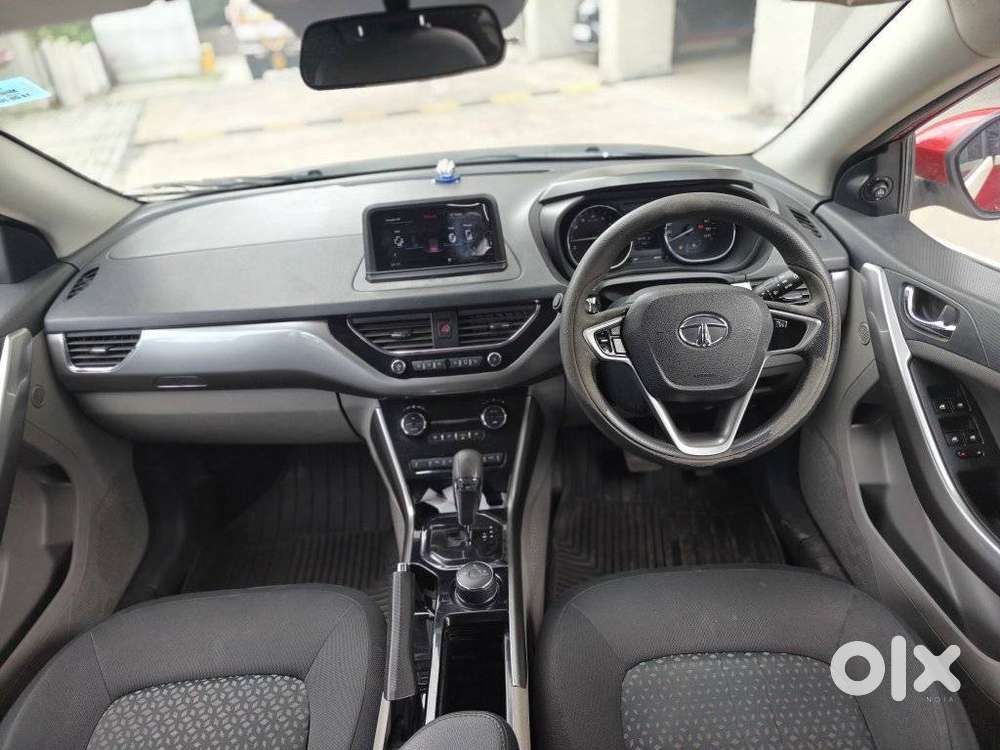 Tata Nexon 1.2 Revotron Xza Plus Dualtone, 2018, Petrol