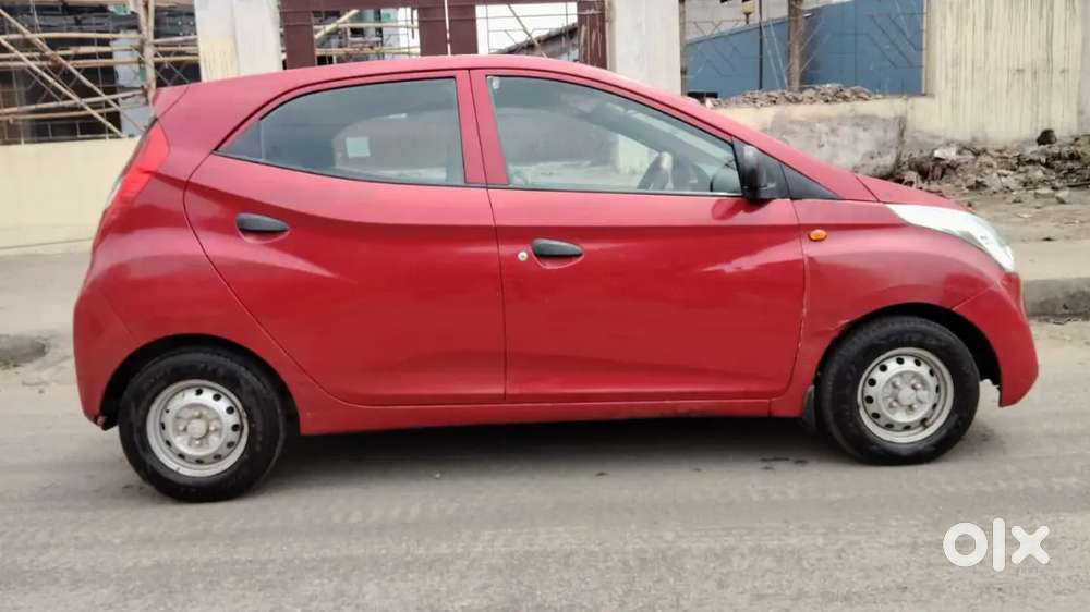 Hyundai Eon 2017 Petrol 30819 Km Driven