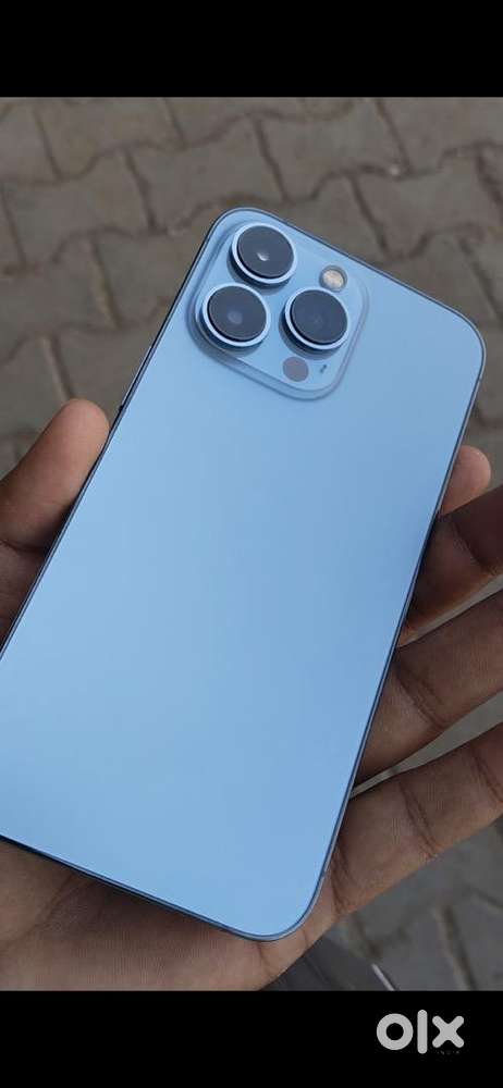 IPHONE 13 PRO A1 condition under 1 month warrenty and 128 gb