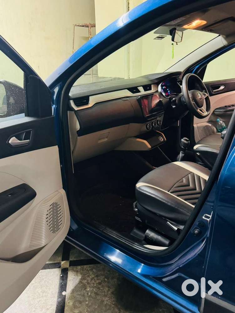 Renault Petrol Car 2023
