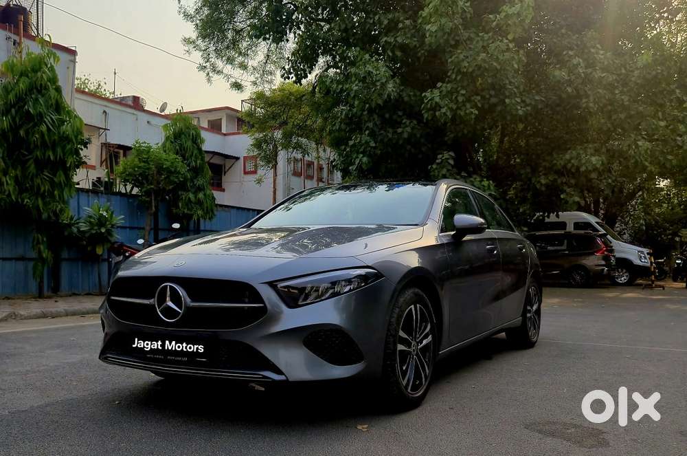 Mercedes-benz A-class Limousine 200, 2023, Petrol