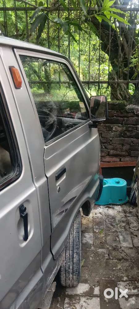 Maruti Suzuki Omni 8 Seater 2010