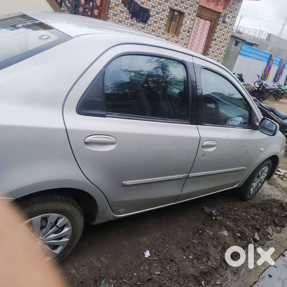 Toyota Etios G 2011