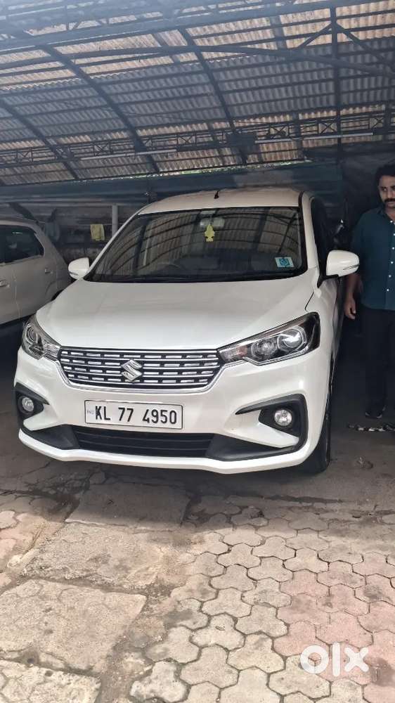 Full Option Smart Hybrid Zxi +bs