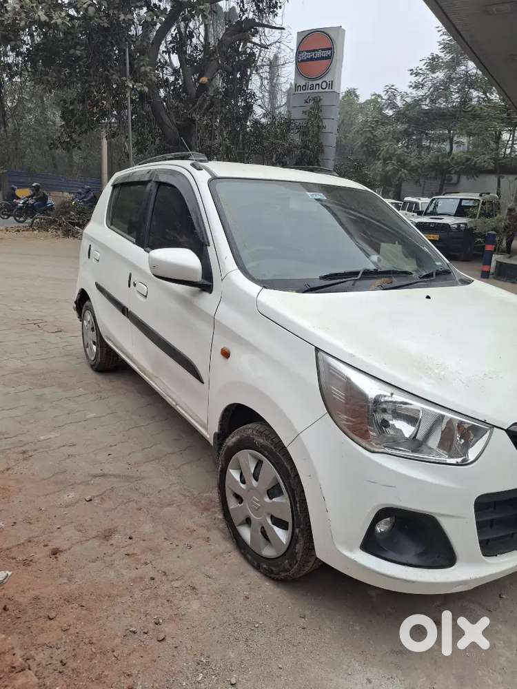 Gadi Full Condidition Me H 4 Tyre New Battry Bhi New H