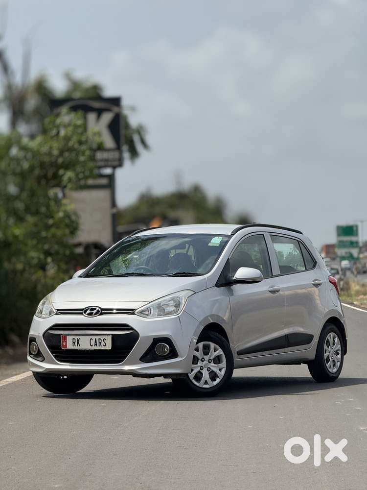 Hyundai Grand I10 Sportz, 2016, Petrol