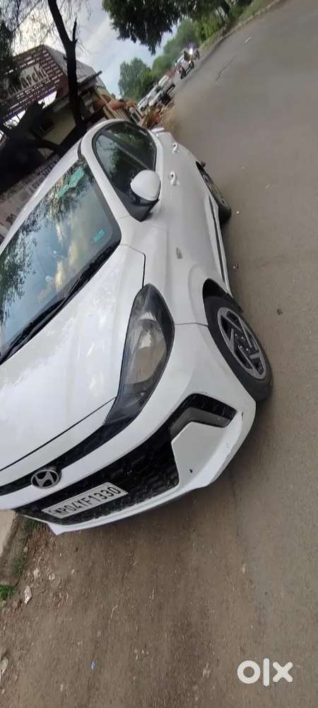 Hyundai Aura 2024 Petrol Well Maintained