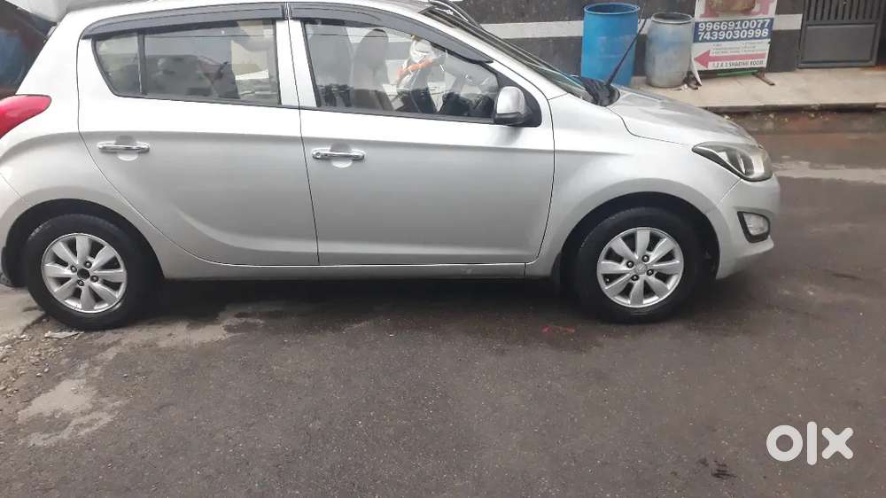 Hyundai I20 Asta Crdi Diesel 2012