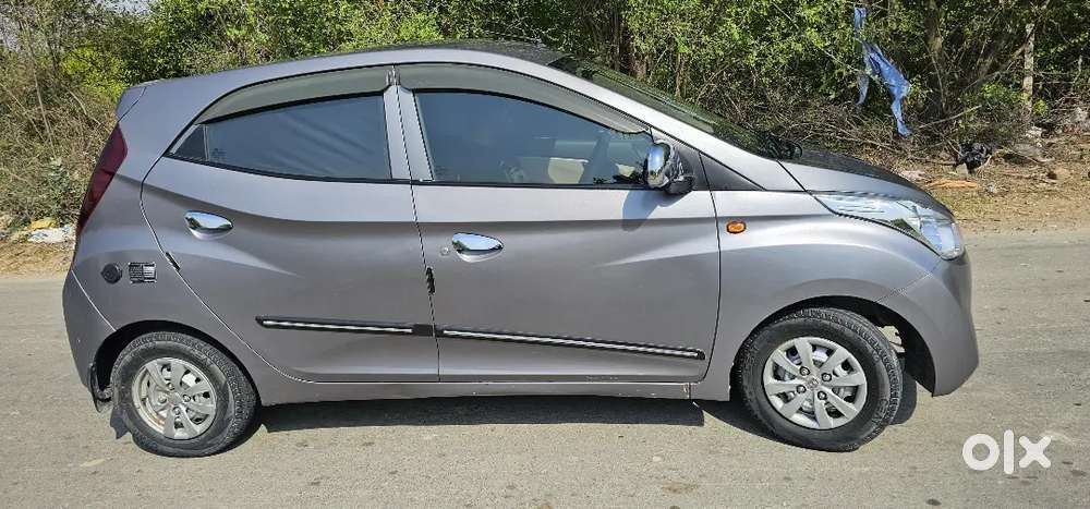 Hyundai Eon Era Plus (lpg + Petrol)  Only 55,000 Km  New Tyres