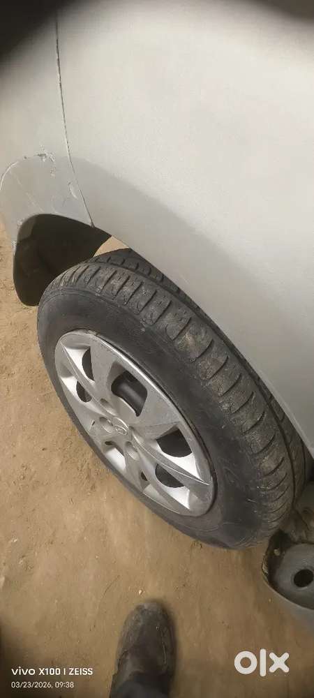 Nice Car Single Hand Use