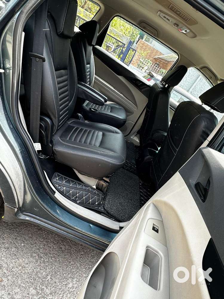 Mahindra Marazzo M4 8str, 2018, Diesel