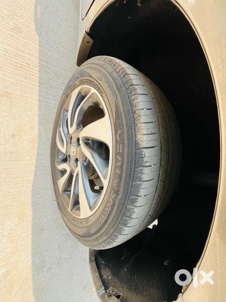 Toyota Glanza 1.2 V, 2021, Petrol