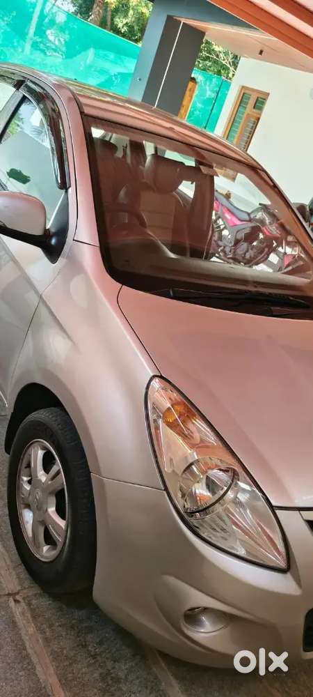 Hyundai I20 2010 Petrol 76000 Km Driven