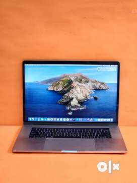 Ordinateur portable MACBOOK PRO(2017) I7 RAM{16G} ROM{512G}{remise a neuf}