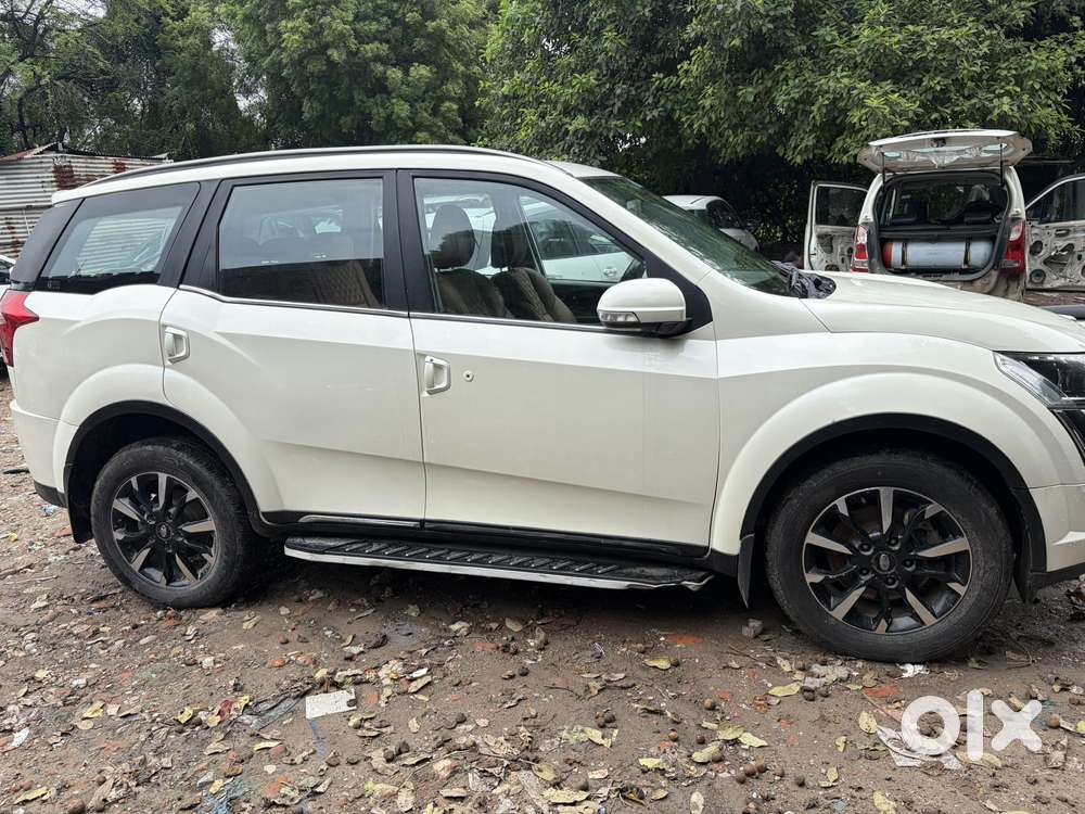Mahindra Xuv500 W11 Option, 2020, Diesel