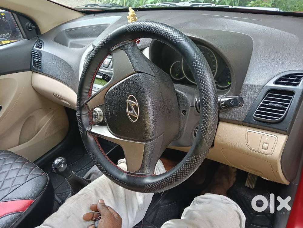 Hyundai Eon Sportz, 2015, Petrol
