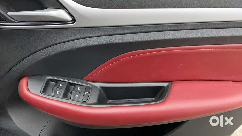 Mg Astor 1.3 Savvy Turbo At S Red, 2023, Petrol