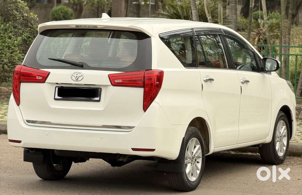 Toyota Innova Crysta 2.4 V 7 Str, 2018, Diesel