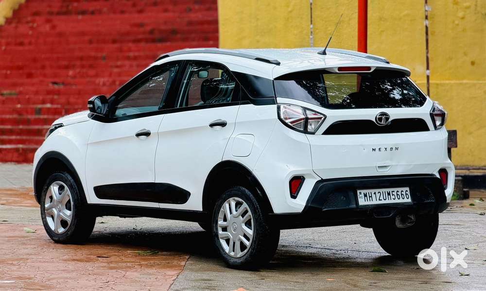 Tata Nexon 1.2 Revotron Xm (s), 2022, Petrol