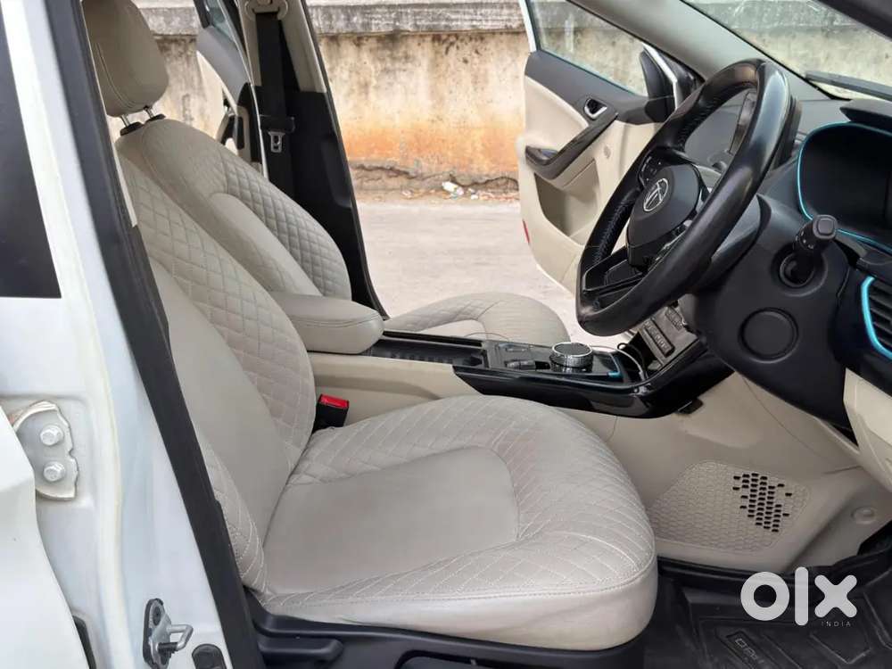 Nexon Ev Top End. Extension Battery Warranty
