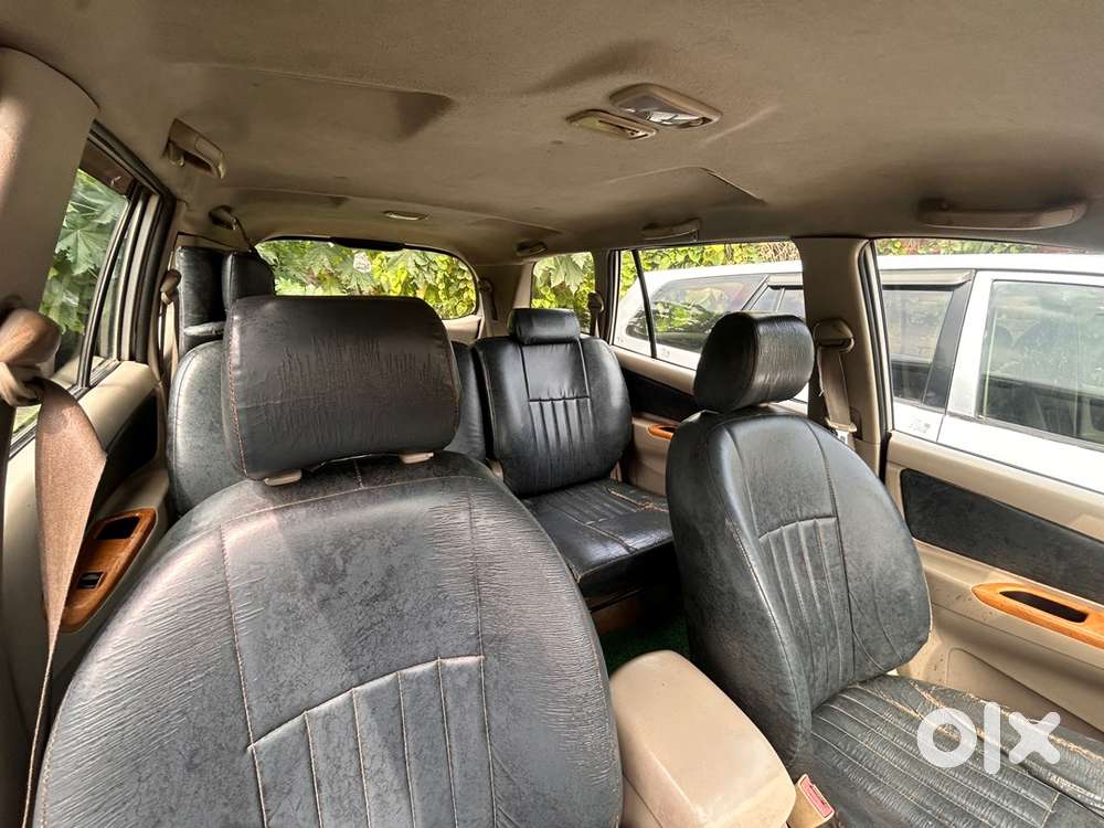 Toyota Innova Diesel 2011